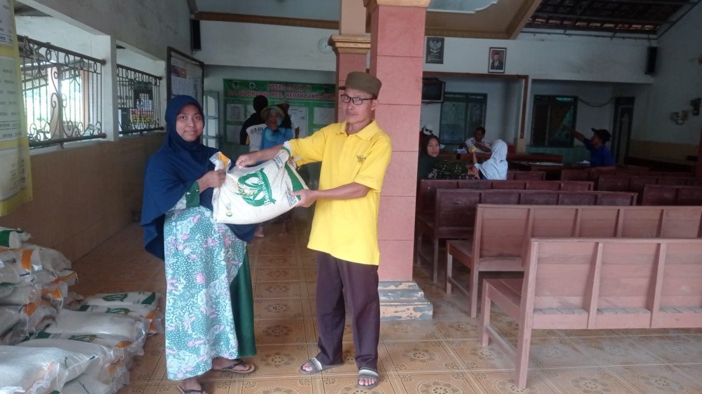 senam bersama karang taruna karya remaja desa x sumberkledung